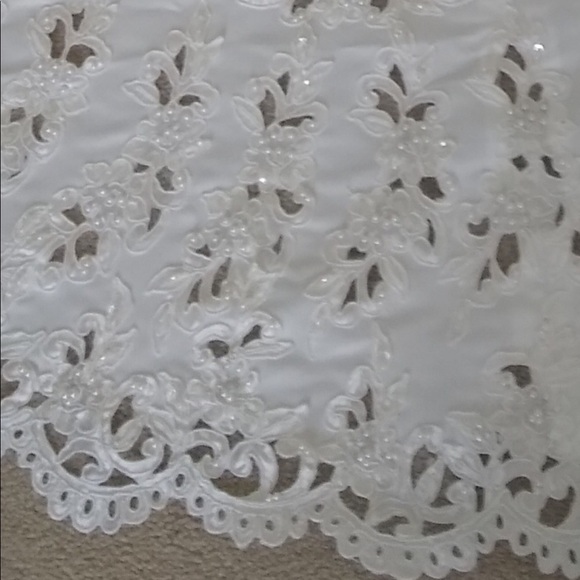 White Wedding Dress - Picture 4 of 10